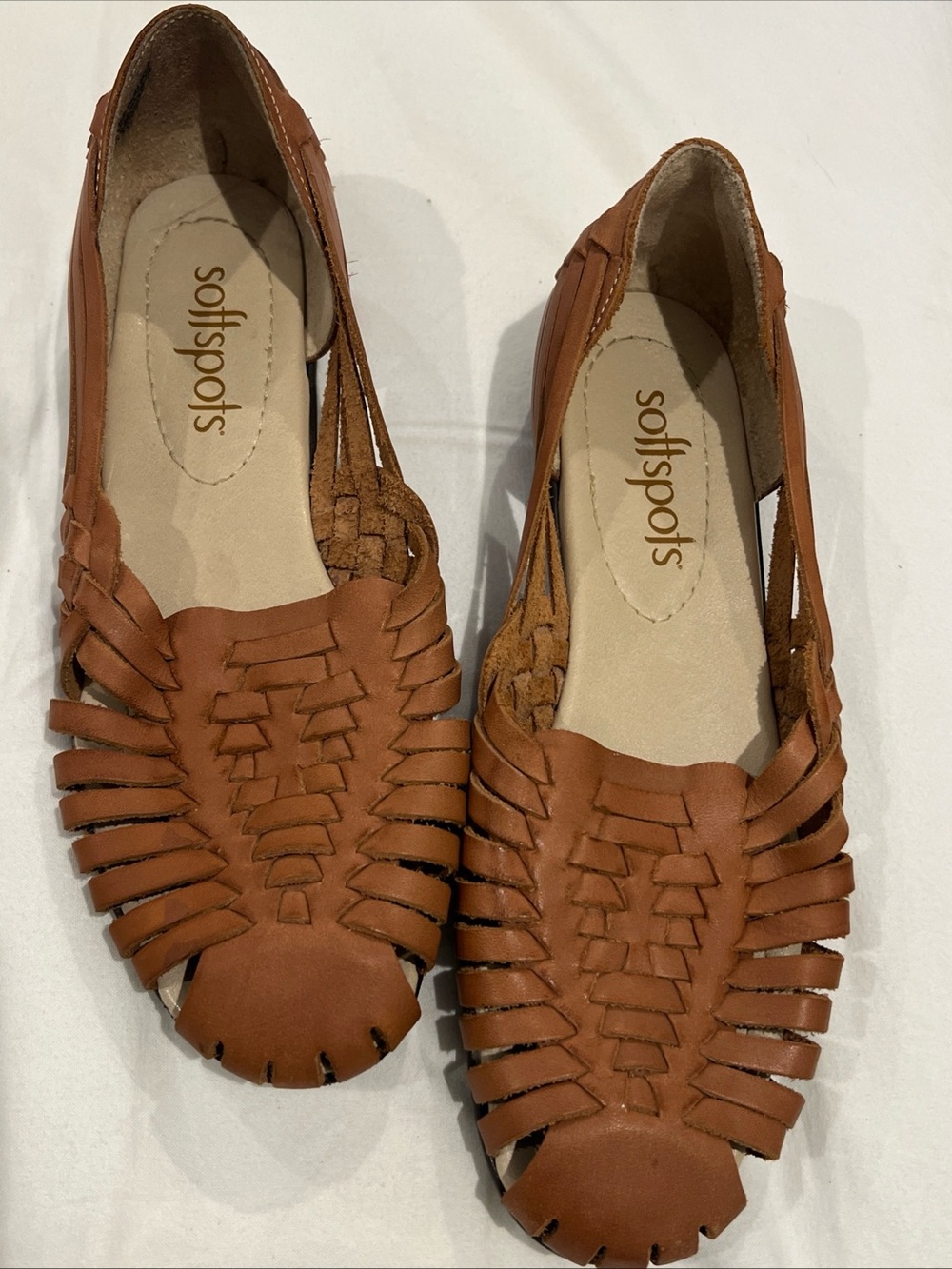 Softspots Woven Leather Huarache Flats Tan Brown Women’s size 8.5 snug fit